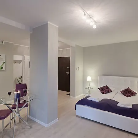 Aparthotel Ochota 3*