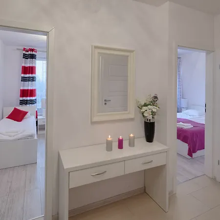 Aparthotel Ochota 3*