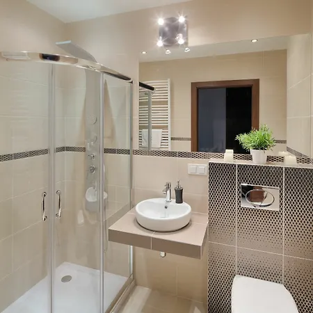 Ochota Aparthotel 3*